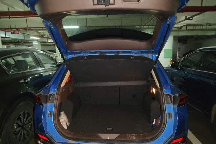 Used Bestune T77 2019 230 TID Automatic Luxury Version China VI Emission Standard
