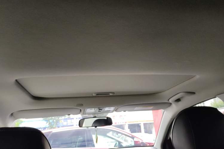 Used Kia K2 2017 Sedan 1.4L Automatic Transmission 15th Anniversary Special Edition GLS