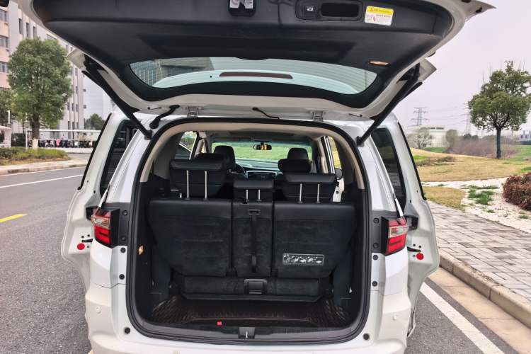 Used Honda Odyssey 2015 Updated Version 2.4L Smart Edition
