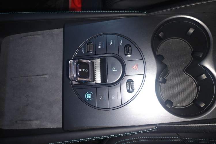 Used BYD Seal 06 New Energy 2025 DM-i Intelligent Drive 120KM Flagship Model Interior 11