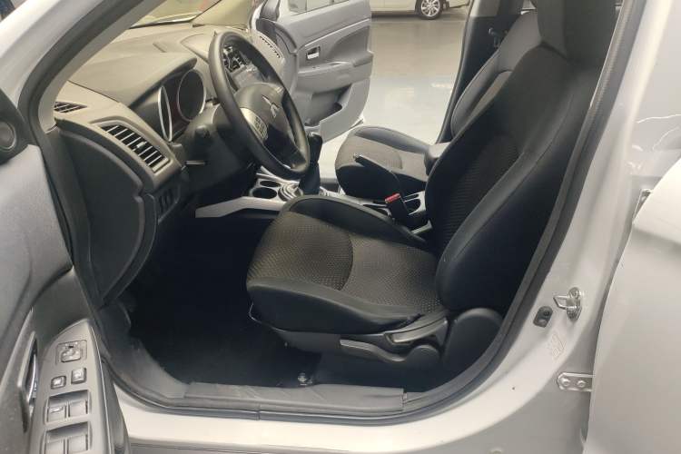 Used Mitsubishi ASX 2013 1.6L Manual Two-Wheel Drive Standard Edition