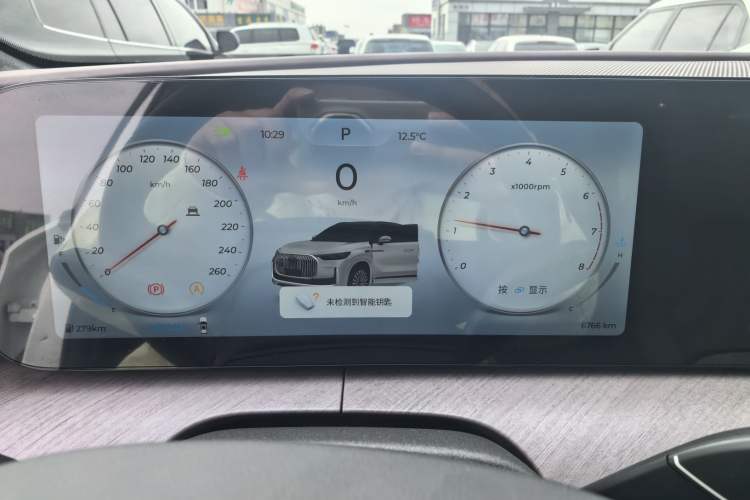 Used Chery Tiggo 9 2025 2.0T Automatic Two-Wheel Drive Luxury Edition 5 Seats Odometer Close Up