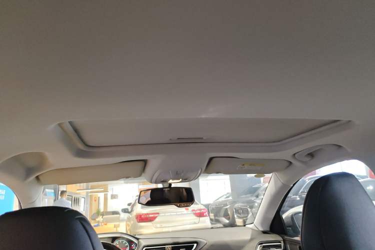 Used Peugeot 308 2016 1.6L Automatic Luxury Edition Headliner