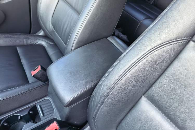 Used Volkswagen Tiguan L 2015 1.8TSI Automatic Two-Wheel Drive Comfort Edition
