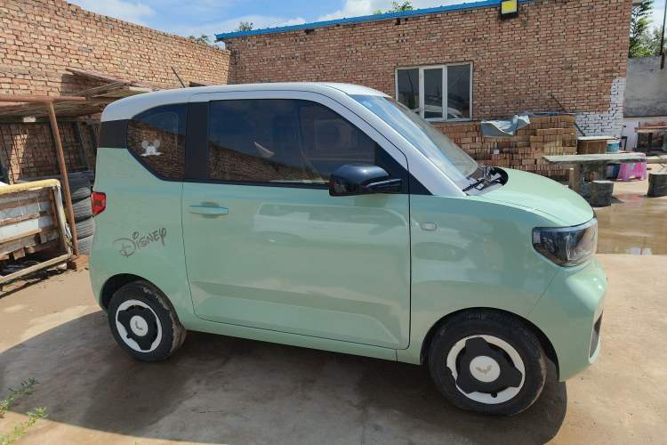 Used Wuling Hongguang MINIEV 2021 Macaron Premium Model – Lithium-NMC