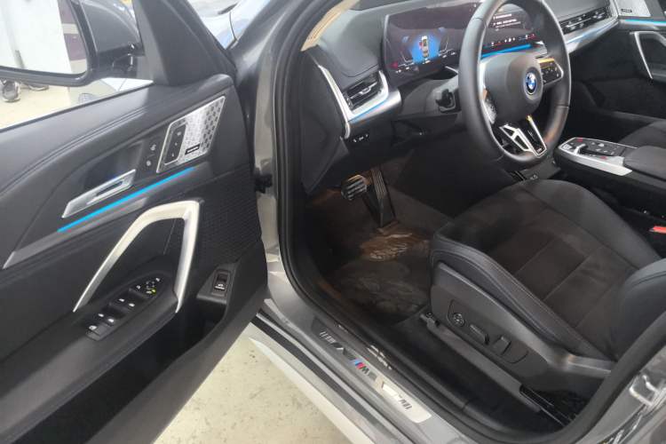 Used BMW iX1 2023 xDrive30L M Sport Package
