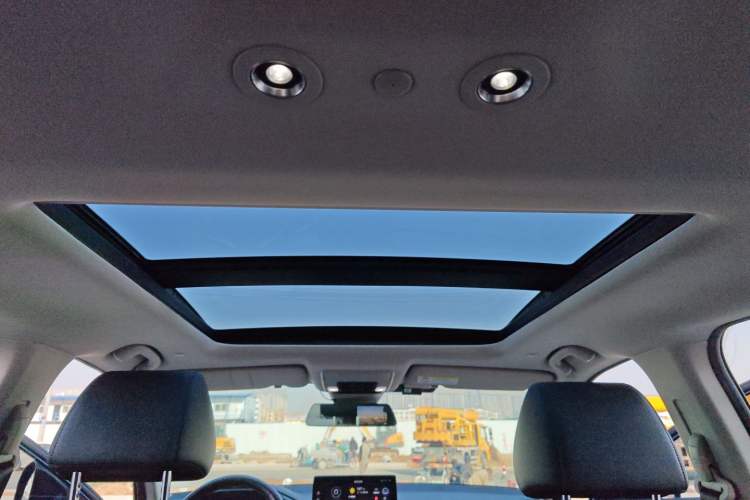 Used Honda Breeze 2023 240TURBO Two-Wheel-Drive Luxury Edition 5 Seats
