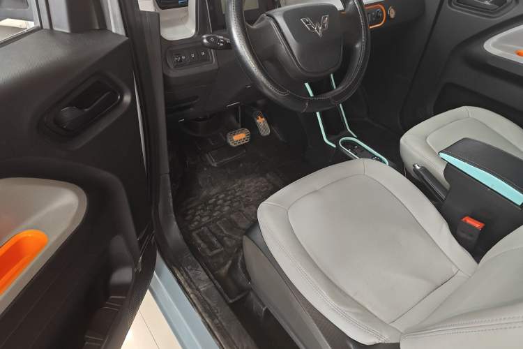 Used Wuling Hongguang MINIEV 2022 Easy Version Lithium-NMC