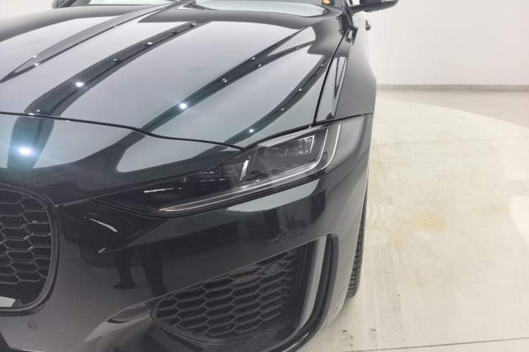 Used Jaguar XEL 2025 2.0T 250 PS R-DYNAMIC 90th Anniversary Edition