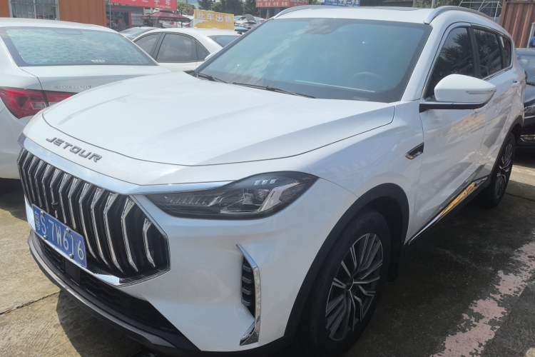 Used JETOUR X70 PLUS 2023 1.5T DCT Brave PLUS 5-Seater
