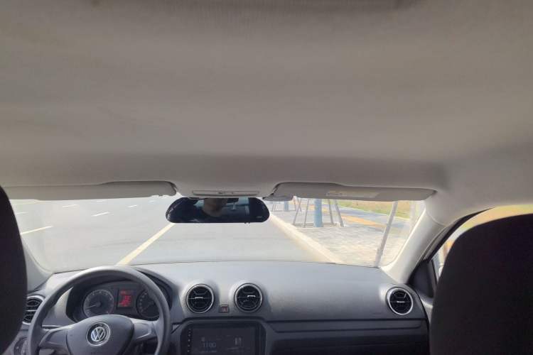 Used Volkswagen Jetta 2017 1.4L Manual Fashion Edition Headliner
