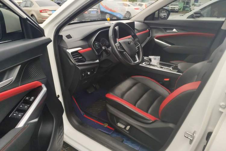 Used SOL X8 2021 300T DCT Luxury Smart Connect Edition 6 Seats
