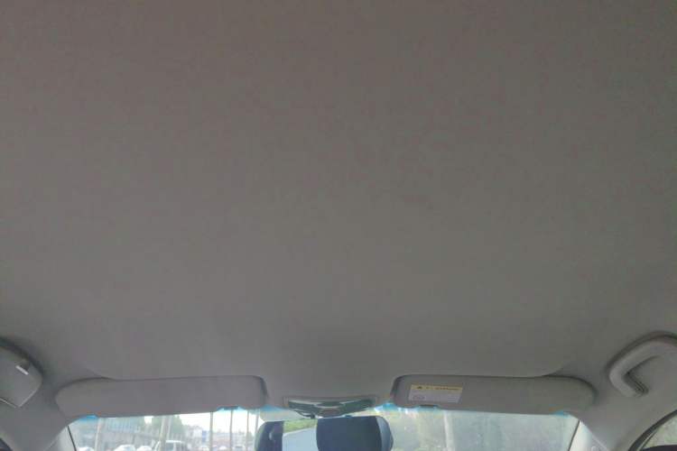 Used Roewe 350 2013 350S 1.5L Manual Xunchi Edition
