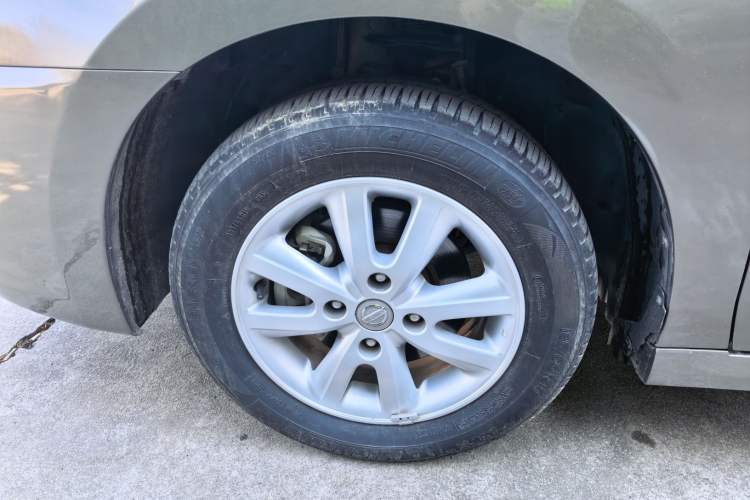 Used Nissan Sylphy 2016 Classic 1.6XE Manual Leading Edition Exterior 3