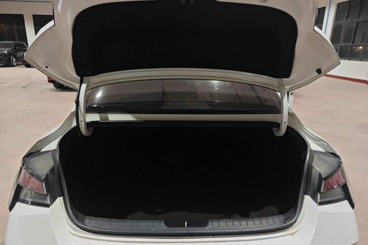 Used Hyundai Elantra 2021 1.5L CVT GLX Elite Edition