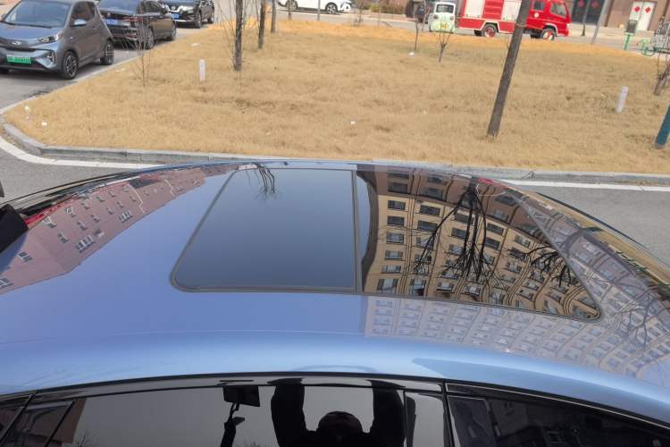 Used BYD Seal 2023 DM-i 1.5L 121km Prestige Model Roof