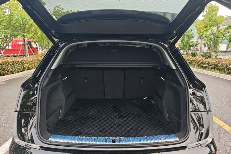 Used Audi Q5L 2022 40T Luxury Elegant Model
