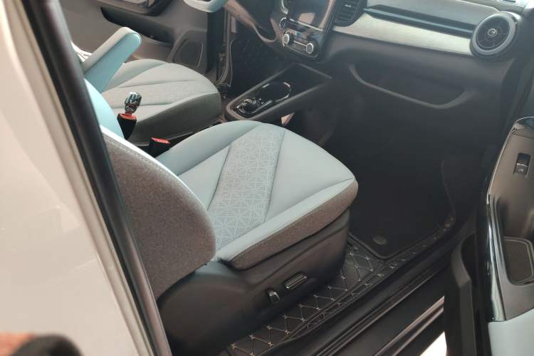 Used Chery New Energy Little Ant 2022 Sweet Pink Edition Half-Sugar Version 3-Cell Lithium 30kW 301km