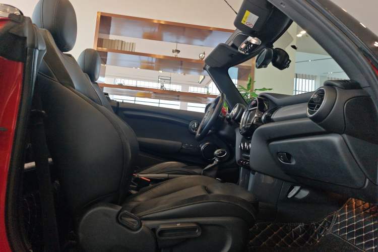 Used MINI MINI 2016 1.5T COOPER CABRIO
