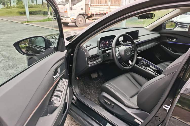 Used Honda Accord 2025 260TURBO Luxury Edition
