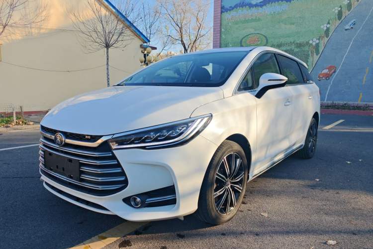 Used BYD Song MAX New Energy 2019 DM 1.5T Smart Connect Advanced 6-Seater China VI Standard
