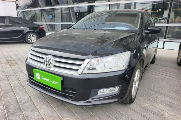 Used Volkswagen Santana 2015 1.6L Manual Comfort Edition