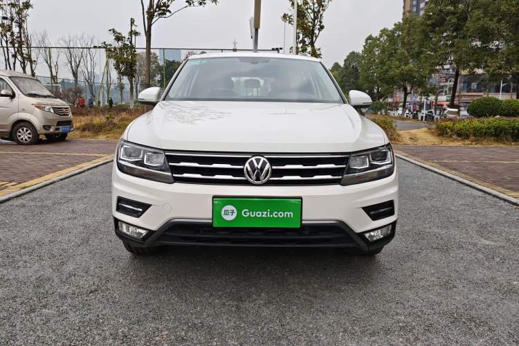 Used Volkswagen Tiguan L 2019 330TSI Automatic Two-Wheel Drive Panoramic Comfort Edition China VI Standard