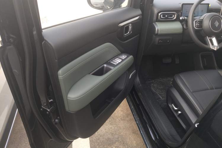 Used Baojun Spark EUV 2025 Flagship Edition 5 Seats Interior 6