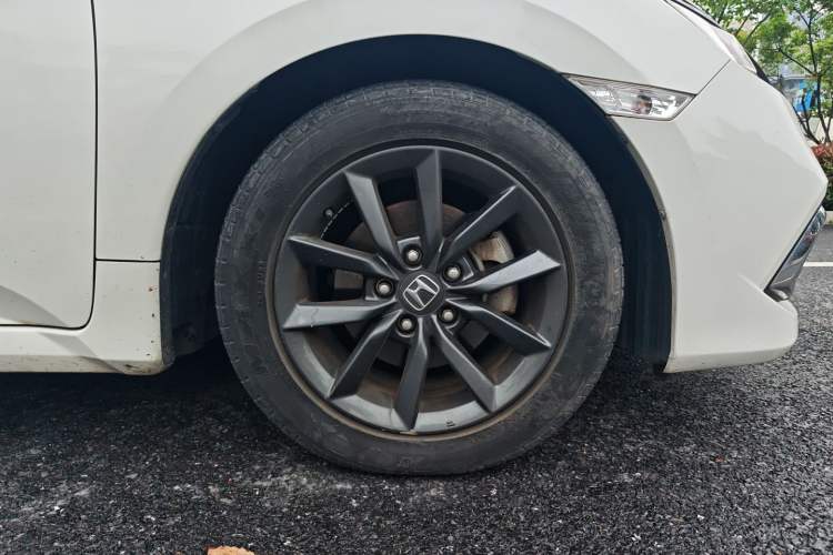 Used Honda Civic 2019 220TURBO CVT Dynamic Edition China VI Exterior 5