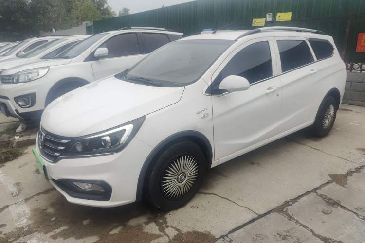Used Baojun 310W 2017 1.5L Manual Comfort Version China V
