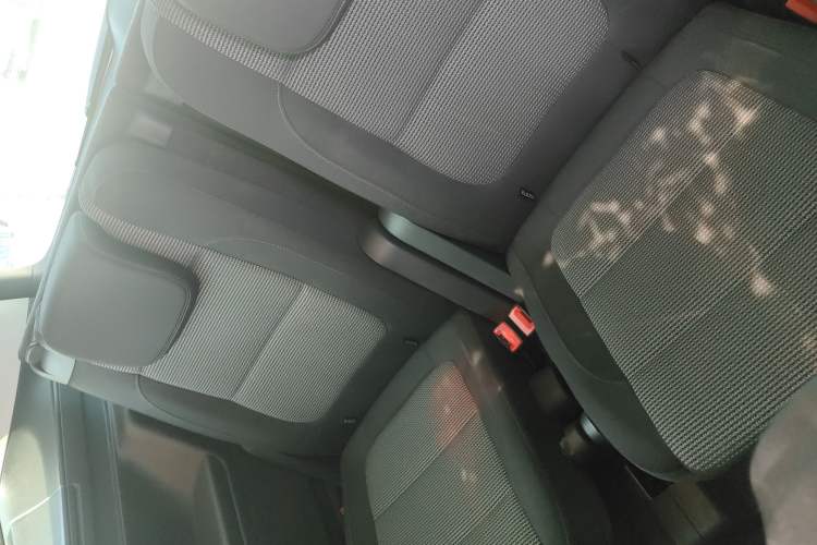 Used Volkswagen Sharan 2013 1.8TSI Standard Model