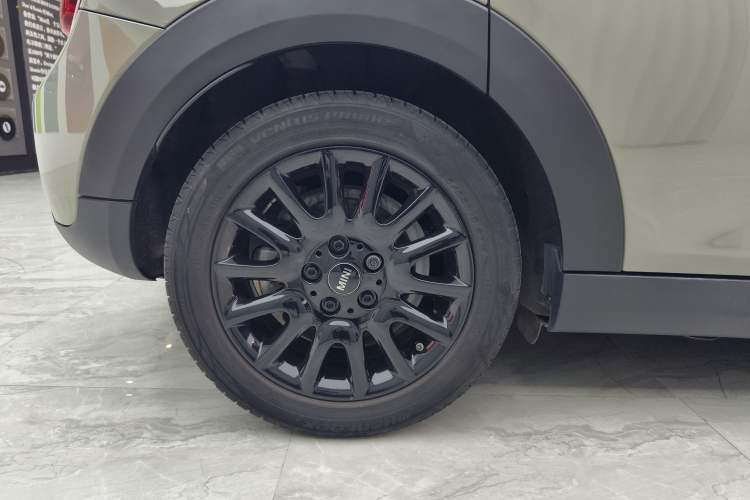 Used MINI 2019 1.5T COOPER Classic Edition Five-Door Version
