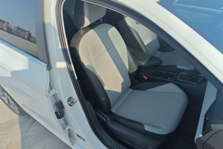 Used Volkswagen Bora 2025 Facelifted 200TSI DSG Yuexing Navigation Edition