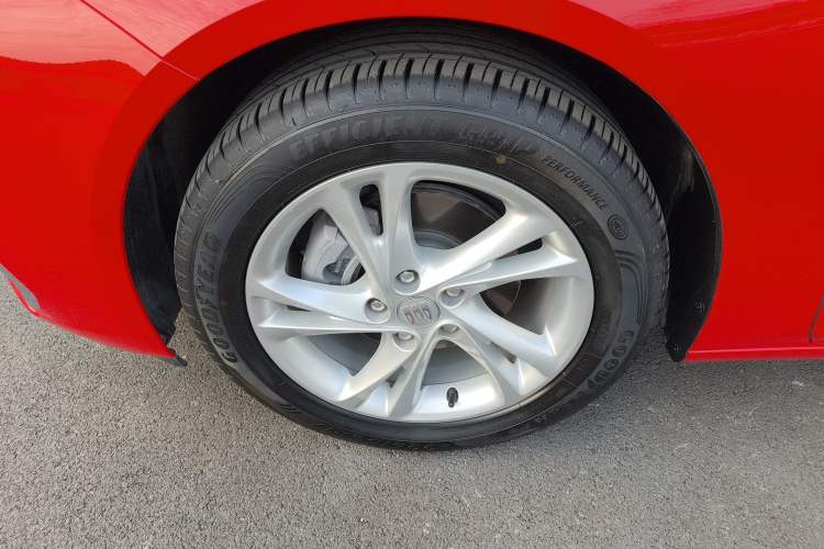 Used Buick Regal 2024 25T Deluxe Edition