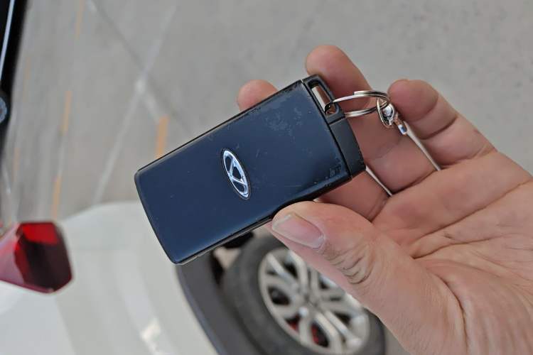 Used Chery Tiggo 3X 2021 Diamond Edition 1.5L CVT 3-Carat Interior 4