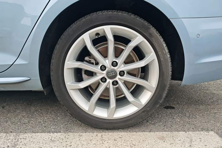 Used Audi A4L 2019 40 TFSI Fashion Version China V Exterior 4