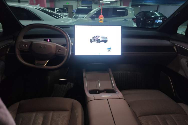 Used ONVO L60 2025 Model—60 kWh Rear-Wheel-Drive Version
