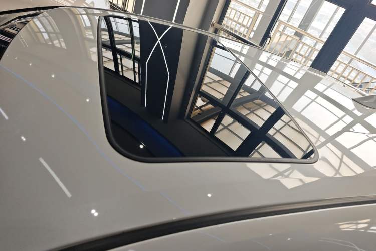 Used Toyota IZOA 2018 2.0L Yichi Edition China V Standard