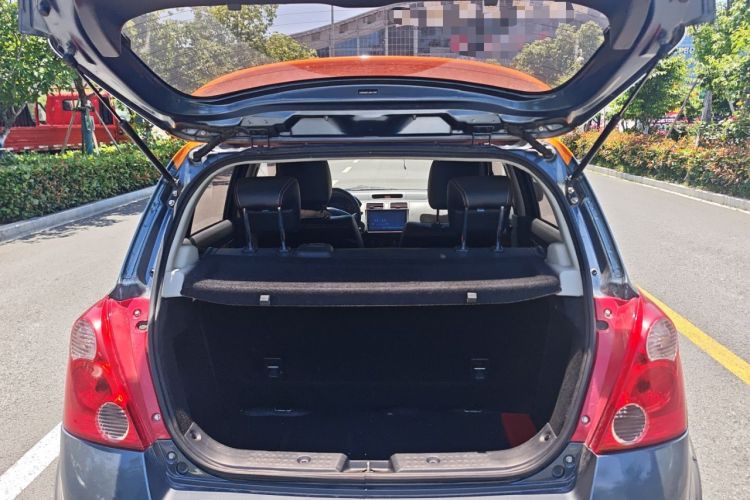 Used Suzuki Swift 2016 1.5L Automatic Fashionable Coolplay Edition
