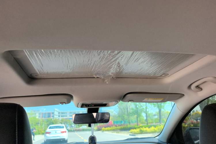 Used Buick Regal 2024 25T Deluxe Edition Interior 1