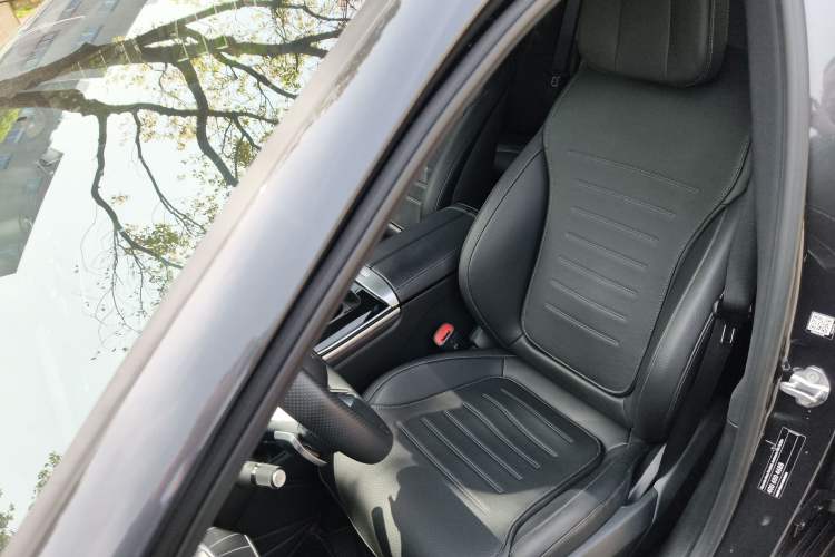 Used Mercedes-Benz C-Class 2023 C 260 L Bright Night Sports Edition Left Front Seat