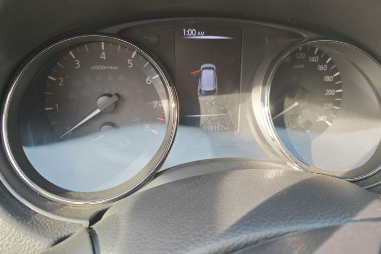 Used Nissan X-Trail 2017 2.0L CVT Comfort Edition 2WD Odometer Close Up