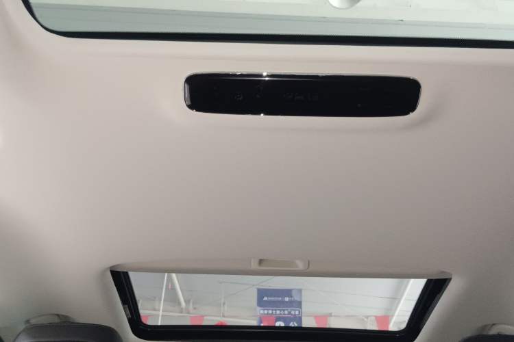 Used Honda Elysion 2024 2.0L eHEV Luxury Edition