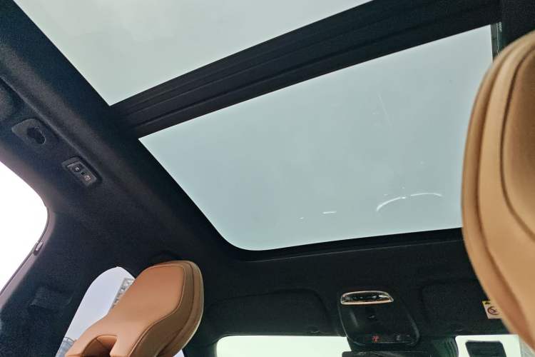 Used Volvo XC60 2019 T5 4x4 Smart Edition China V Standard Headliner