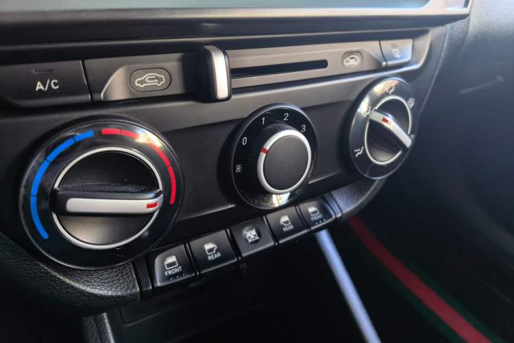 Used Hyundai Verna (older generation) 2020 1.4L Manual GL Refreshed Edition