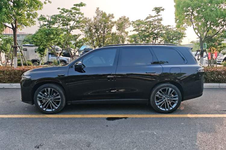 Used Leapmotor C16 2026 Extended-Range 280 LiDAR Zhizun Edition 6 Seats