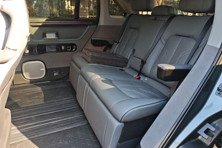 Used Zeekr MIX 2025 Intelligent Driving Version
