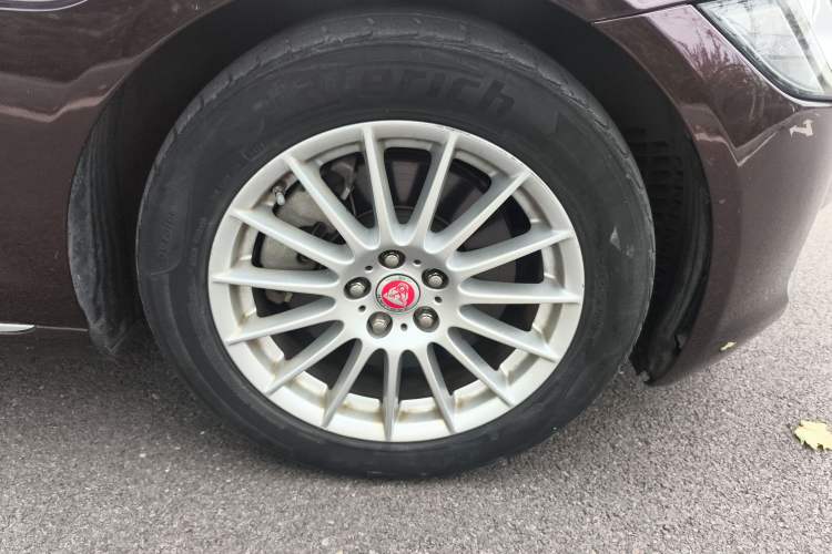 Used Jaguar XFL 2017 XFL 2.0T 200PS Windflower Edition
