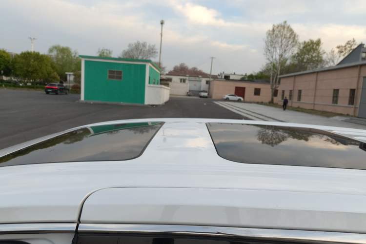 Used Buick GL8 2021 ES Landtrek 653T Luxury Model