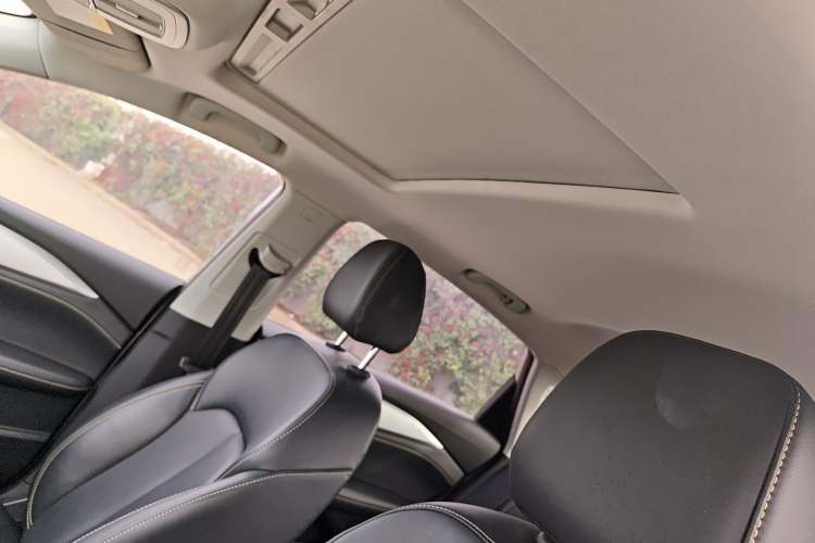 Used Roewe i6 MAX New Energy 2020 1.5T PHEV Sporty Cool Edition
